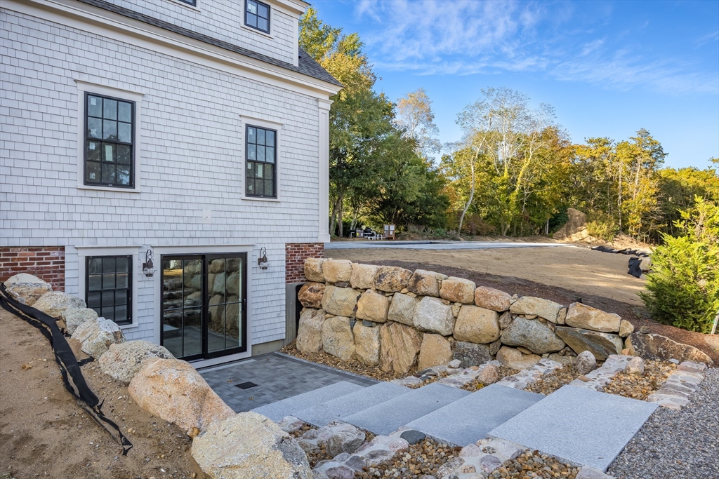 Harwich, Massachusetts 02645, United States, 4 Bedrooms Bedrooms, ,4 BathroomsBathrooms,Residential,Active,235666