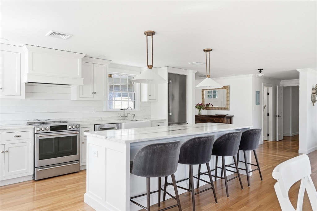 10 Boulder Glen Rd
