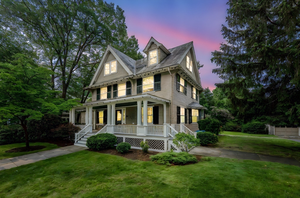 18 Alden St