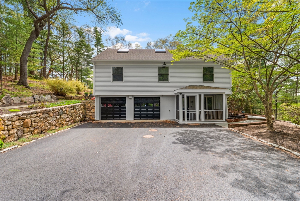 156 Duck Hill Rd, Duxbury, MA Photo #2