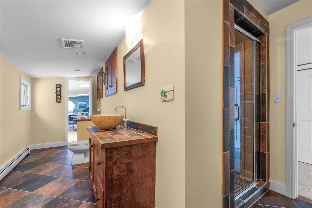 156 Duck Hill Rd, Duxbury, MA Photo #13