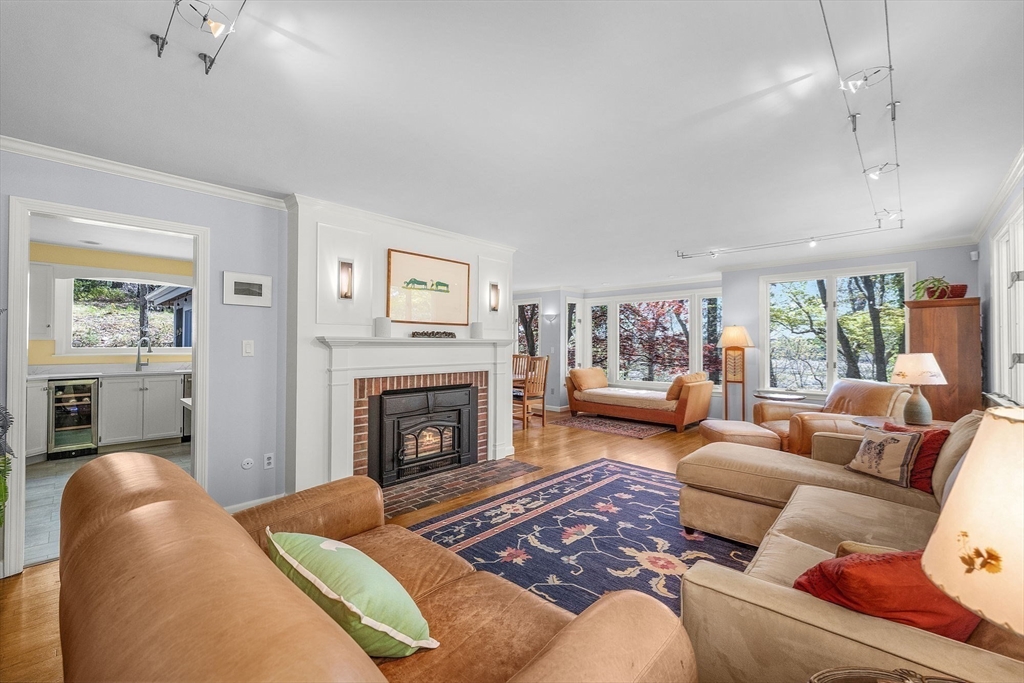 156 Duck Hill Rd, Duxbury, MA Photo #5