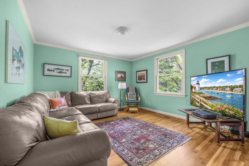 156 Duck Hill Rd, Duxbury, MA Photo #10