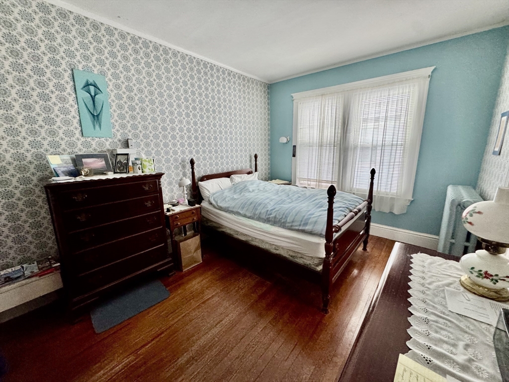 39 Newbury Ave