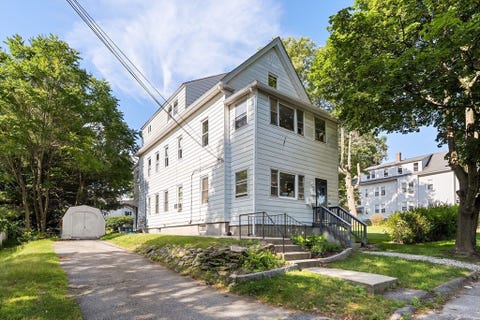 Photo of 178 Cohasset St #1, Worcester, MA 01604 (MLS # 73490183)