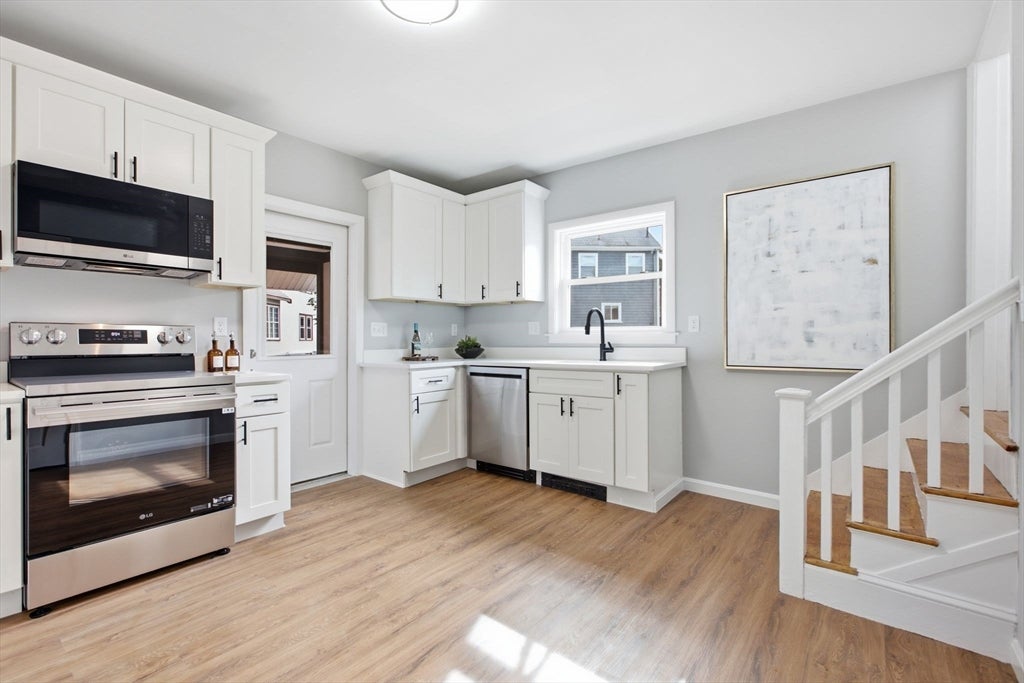 1174 Franklin St, Stoneham, MA Photo #15