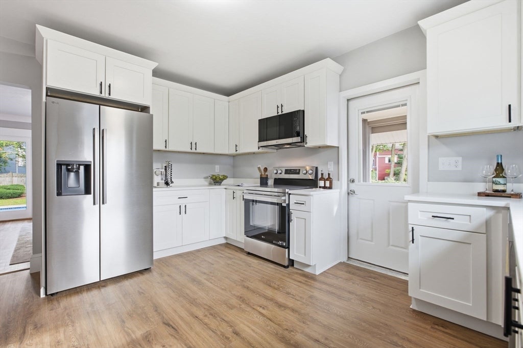 1174 Franklin St, Stoneham, MA Photo #18