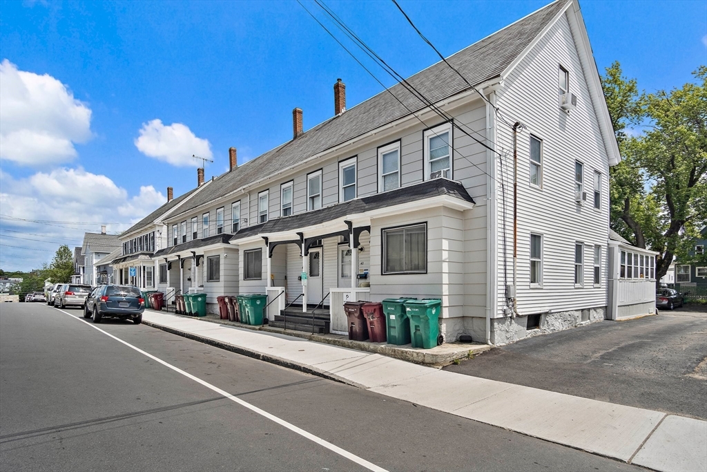 36-42 London St