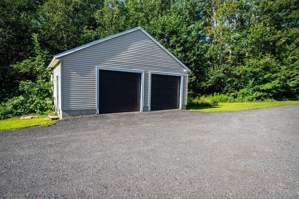 185 Baldwinville Rd