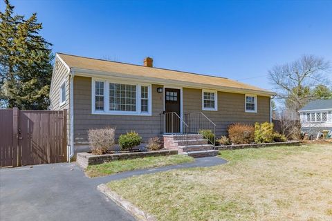 5 Coolidge St Billerica MA 01821