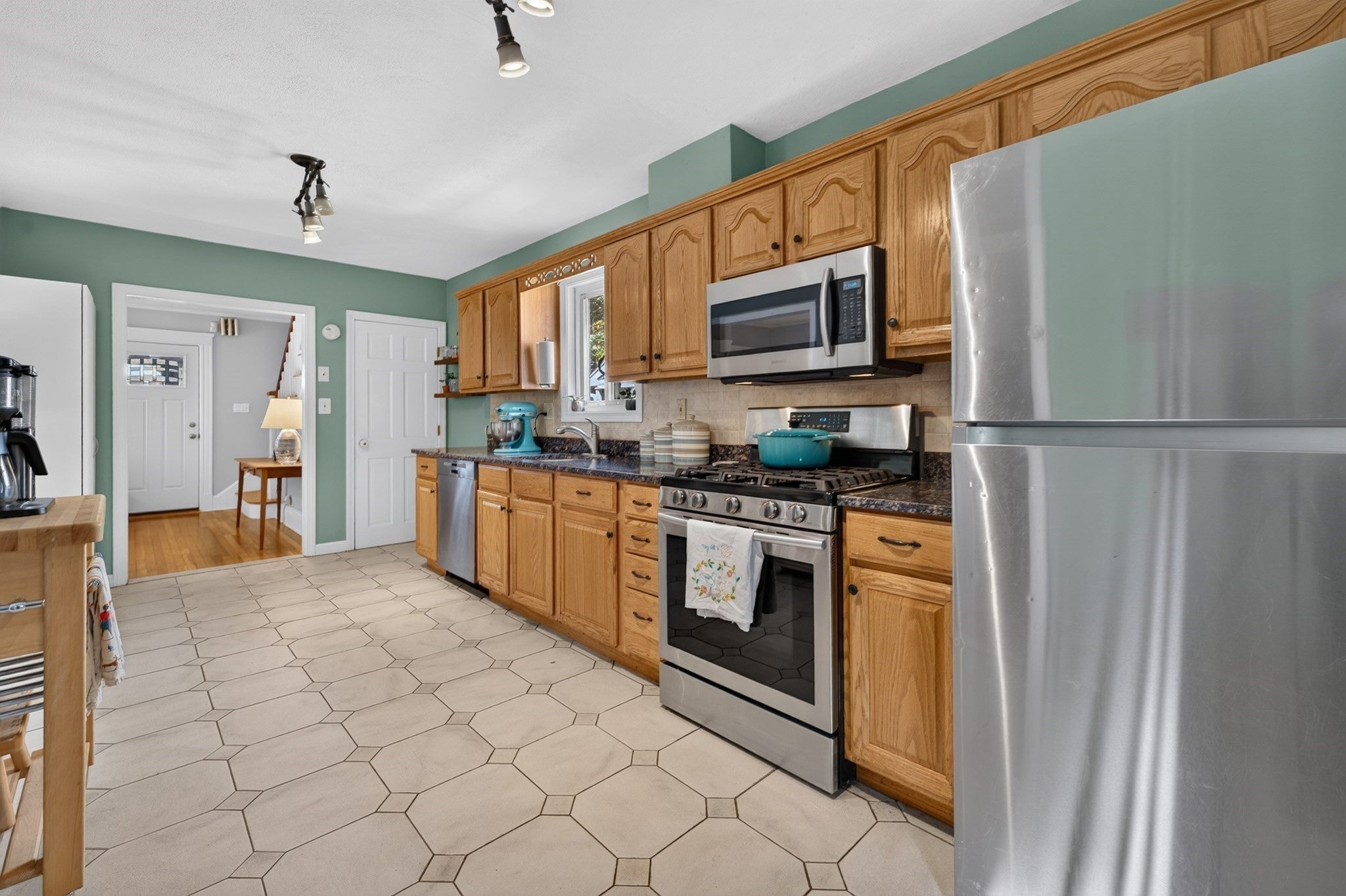 15 Draper St, Medford, MA, 15 Draper St, Medford, MA Photo #9
