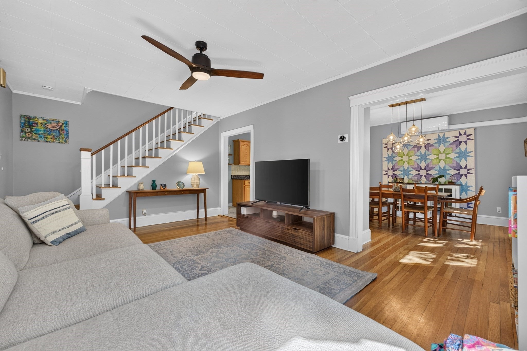 Photo of 15 Draper St, Medford, MA
