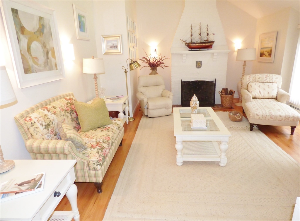 14 Lumbert Mill Rd