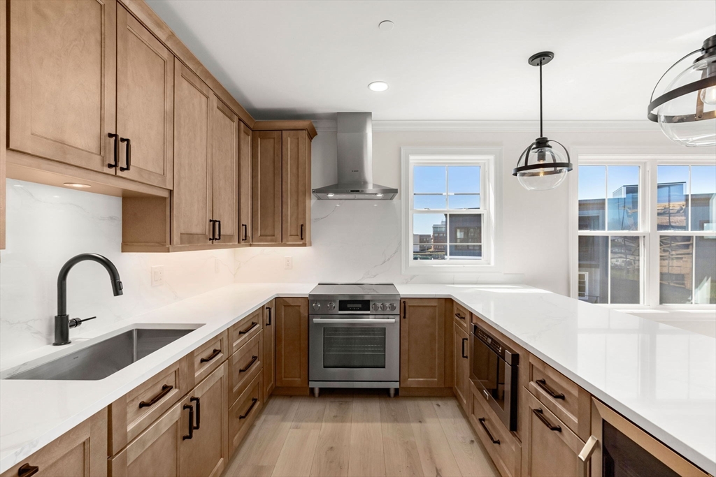16 Franklin Street 1401