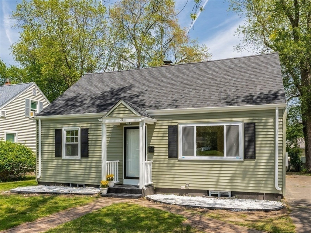 76 Wolcott Ave