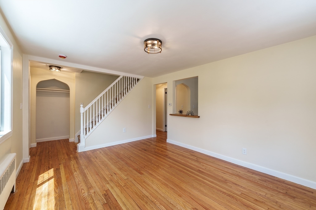 76 Wolcott Ave