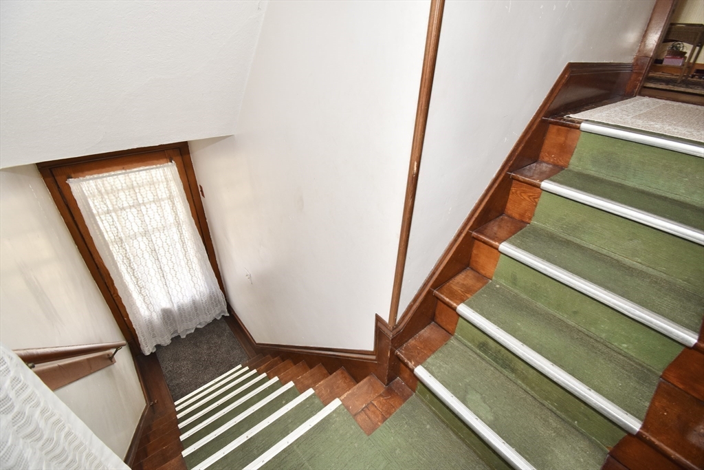 Springfield, Massachusetts 01107, United States, 4 Bedrooms Bedrooms, ,2 BathroomsBathrooms,Residential,Active,134349