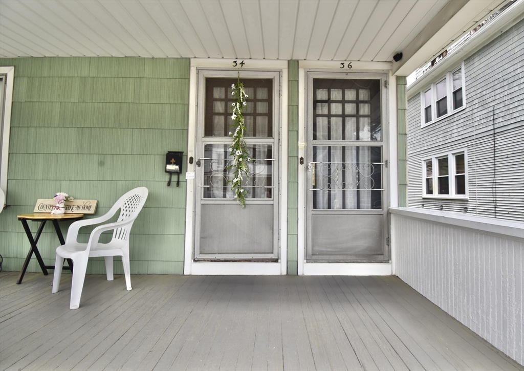 Springfield, Massachusetts 01107, United States, 4 Bedrooms Bedrooms, ,2 BathroomsBathrooms,Residential,Active,134349