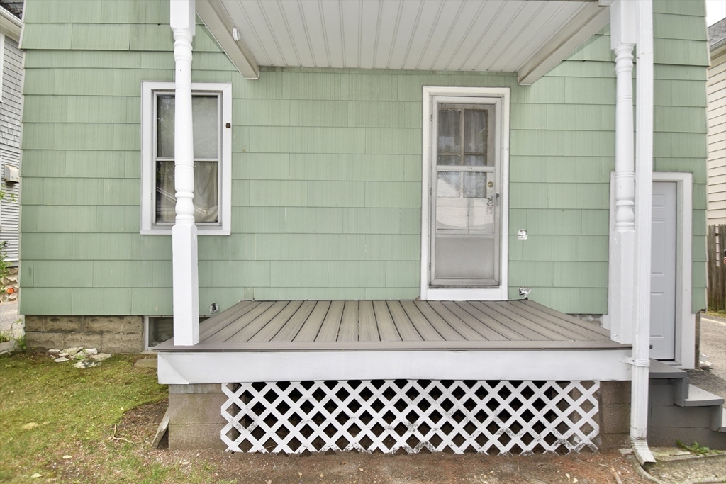 Springfield, Massachusetts 01107, United States, 4 Bedrooms Bedrooms, ,2 BathroomsBathrooms,Residential,Active,134349