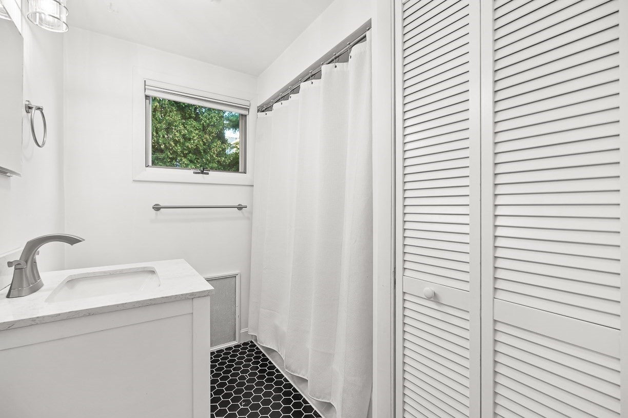 22 Glen Rock Ave, Malden, MA, 22 Glen Rock Ave, Malden, MA Photo #19