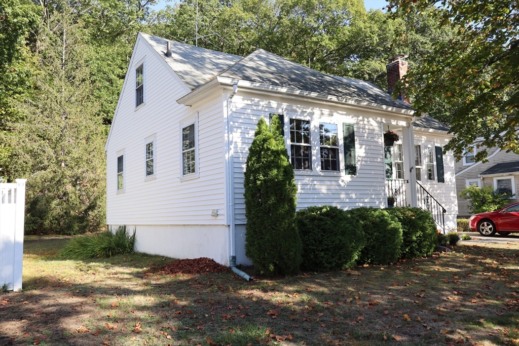 18 Crosby Rd