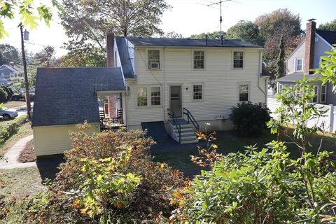 18 Crosby Rd Wakefield MA 01880
