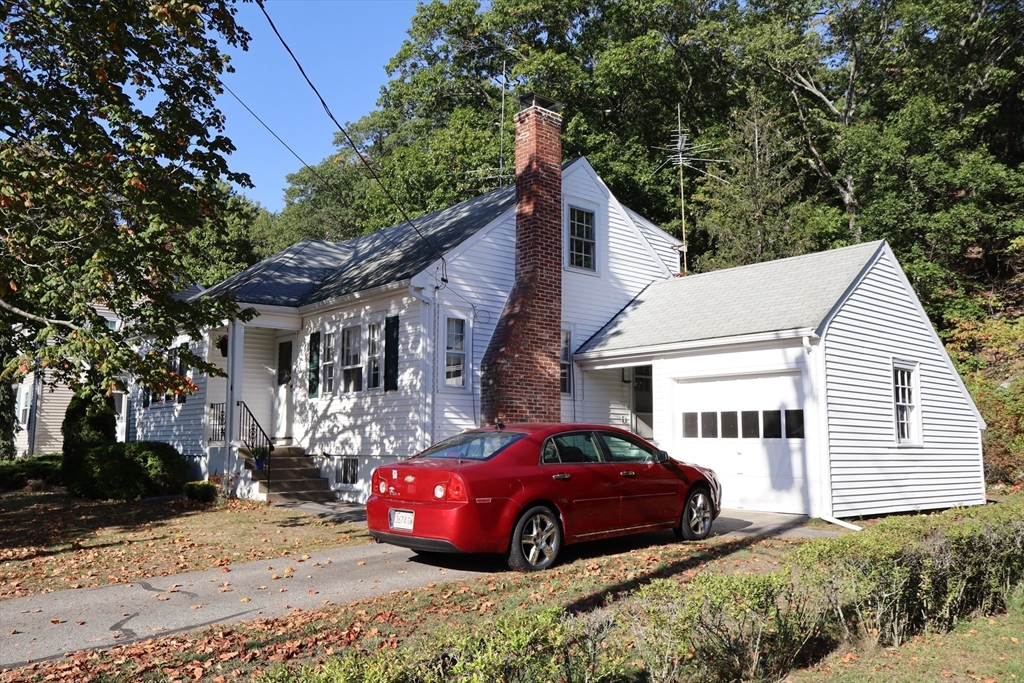 18 Crosby Rd