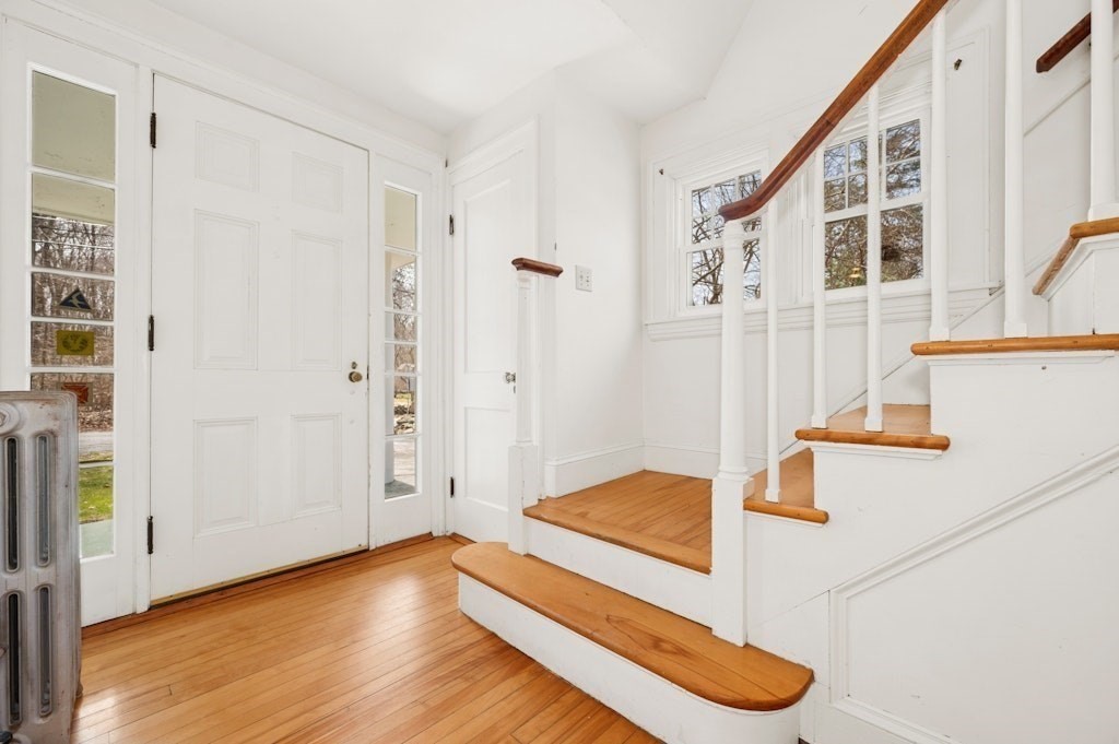 9 Merriam Rd