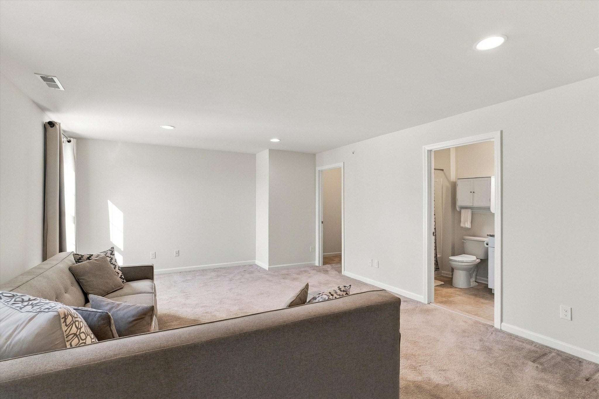 72 Shannon Way #72, Upton, MA Photo #20