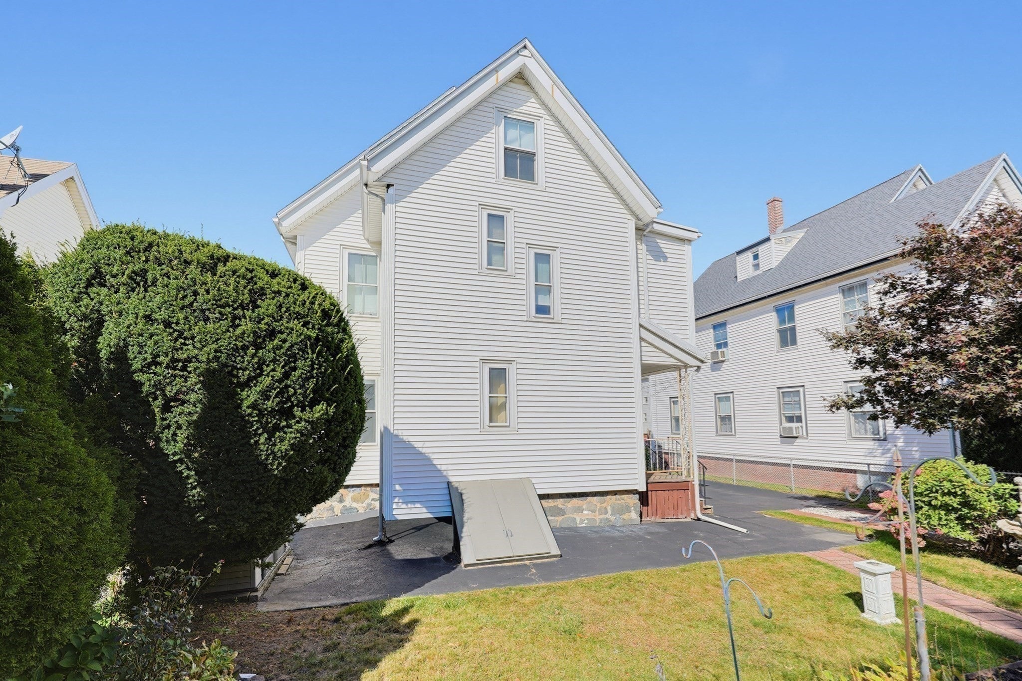 16 Kearney St, Malden, MA Photo #38