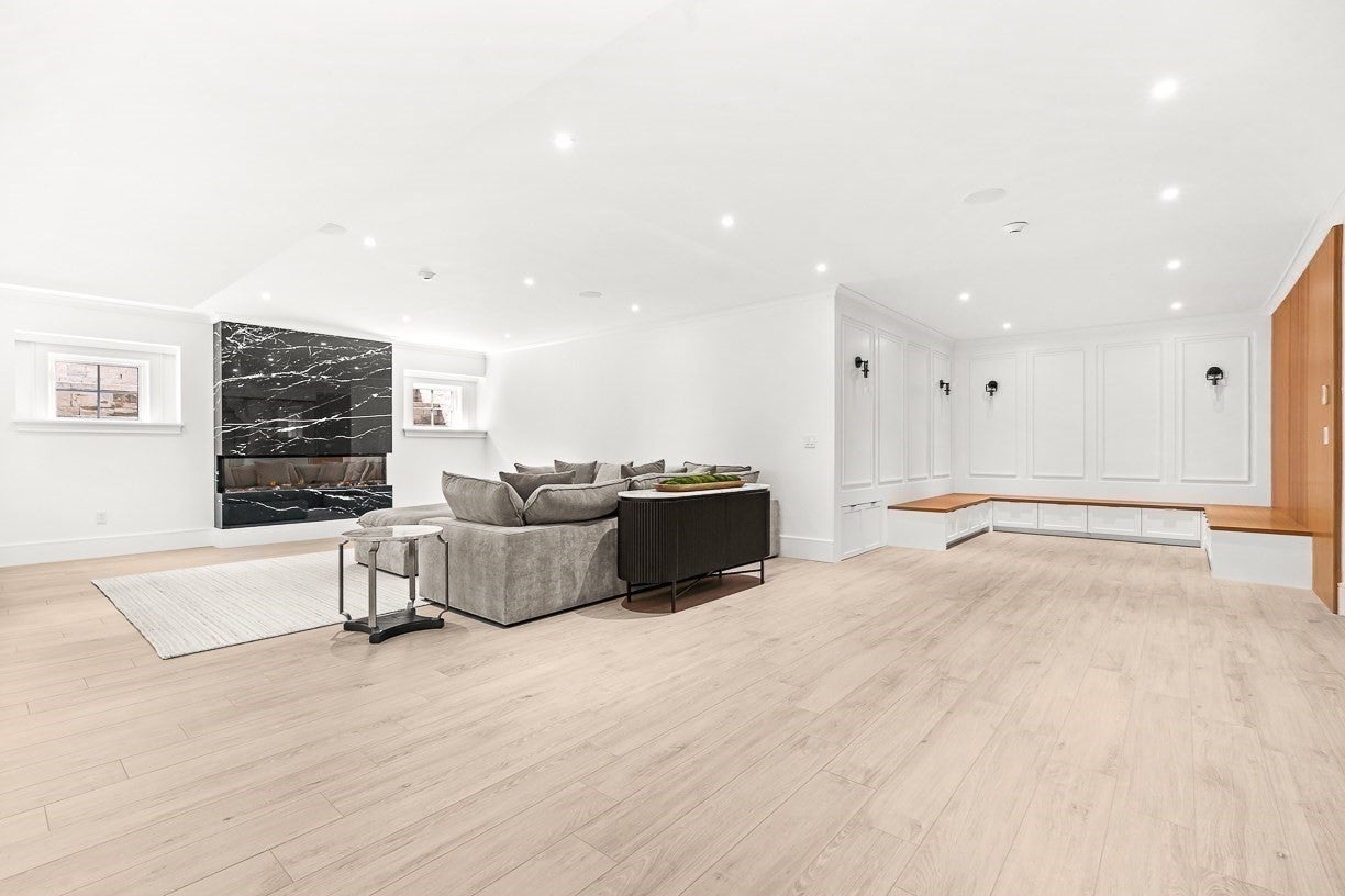 15 Vinson Circle, Winchester, MA, 15 Vinson Circle, Winchester, MA Photo #23