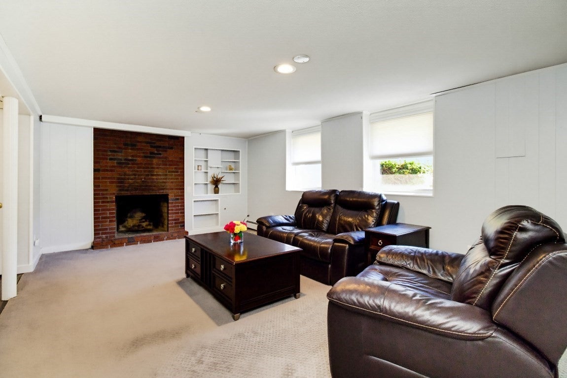 15 Doane Rd, Medford, MA, 15 Doane Rd, Medford, MA Photo #25