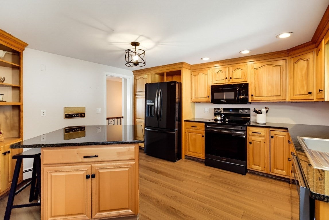 15 Doane Rd, Medford, MA, 15 Doane Rd, Medford, MA Photo #10