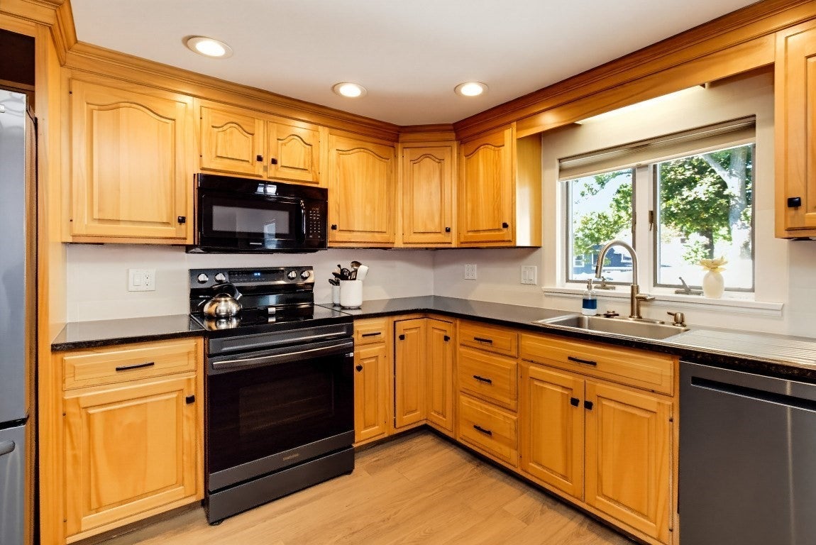15 Doane Rd, Medford, MA, 15 Doane Rd, Medford, MA Photo #9