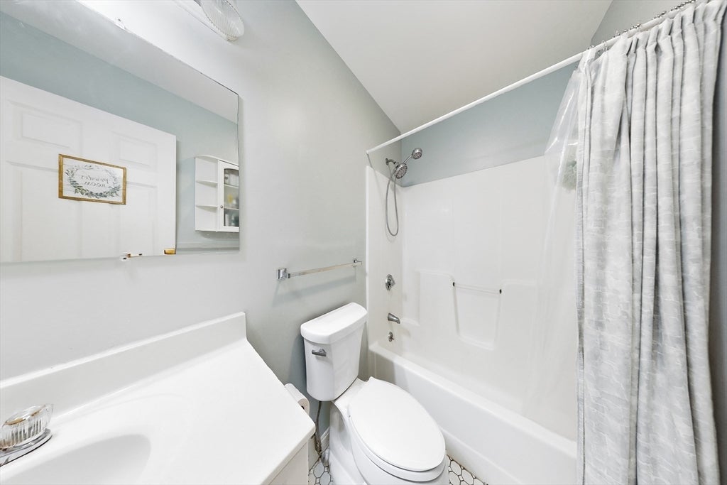 204 Lilac Meadows Way #204, Ipswich, MA, 204 Lilac Meadows Way #204, Ipswich, MA Photo #19