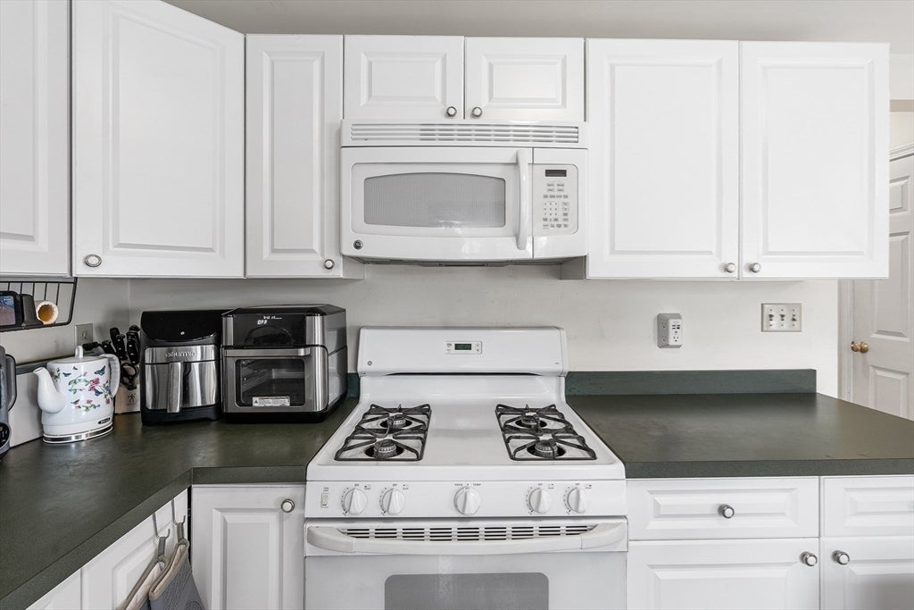 204 Lilac Meadows Way #204, Ipswich, MA, 204 Lilac Meadows Way #204, Ipswich, MA Photo #9