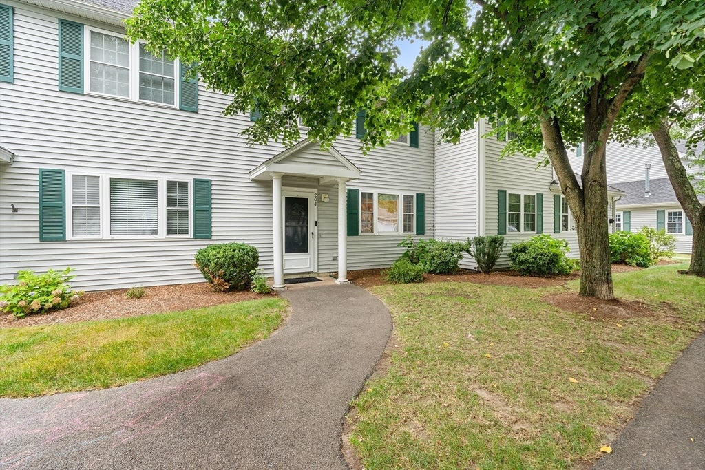 204 Lilac Meadows Way #204, Ipswich, MA, 204 Lilac Meadows Way #204, Ipswich, MA Photo #1
