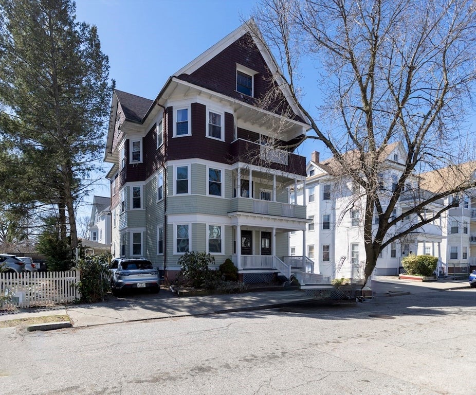 18 Meader St #1, Providence, RI, 18 Meader St #1, Providence, RI Photo #3