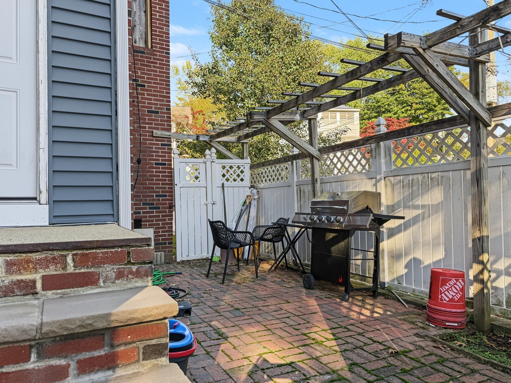 24 Charles St, Watertown, MA Photo #12