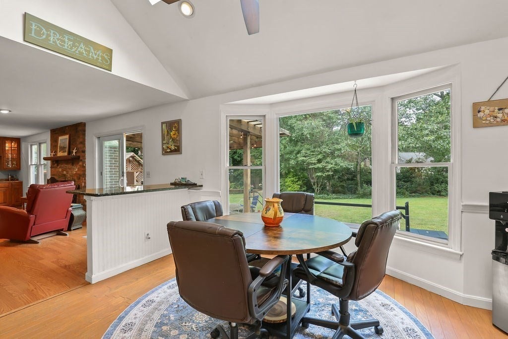 19 Steven P Wentworth Rd, Falmouth, MA, 19 Steven P Wentworth Rd, Falmouth, MA Photo #9