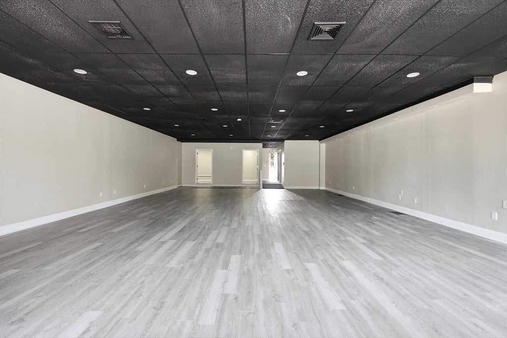 1036 Chicopee St, Chicopee, MA Photo #22