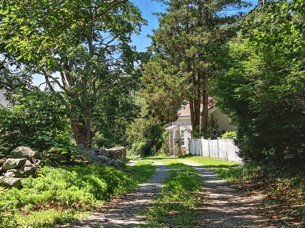 154 Long Hill Road