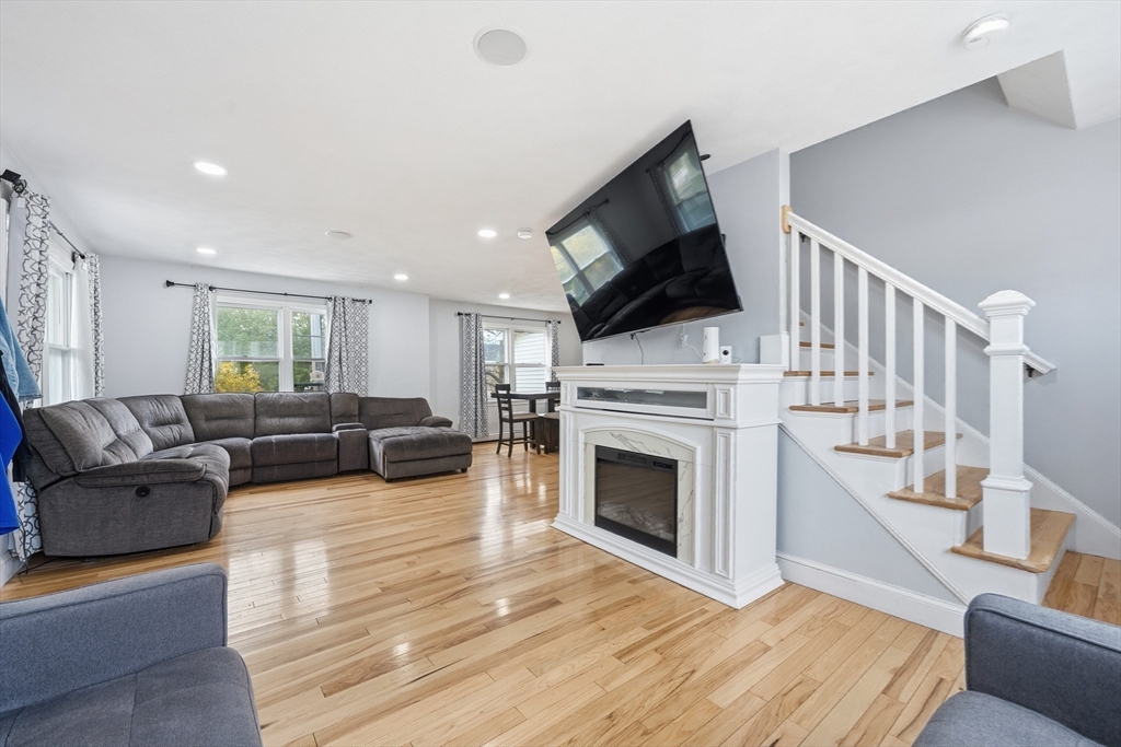 465 Boston Rd, Billerica, MA Photo #12