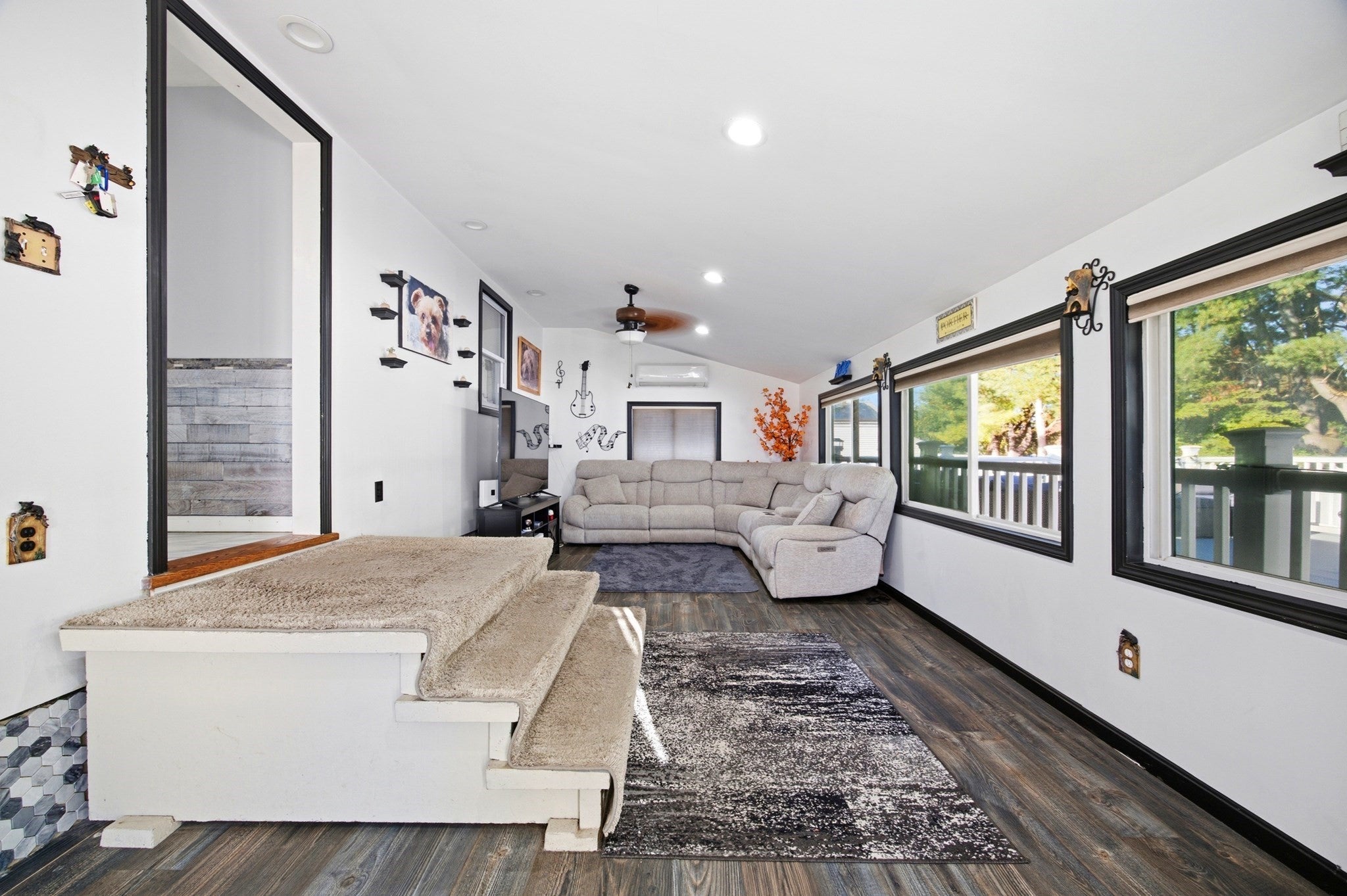 11 Anne St, East Longmeadow, MA Photo #7