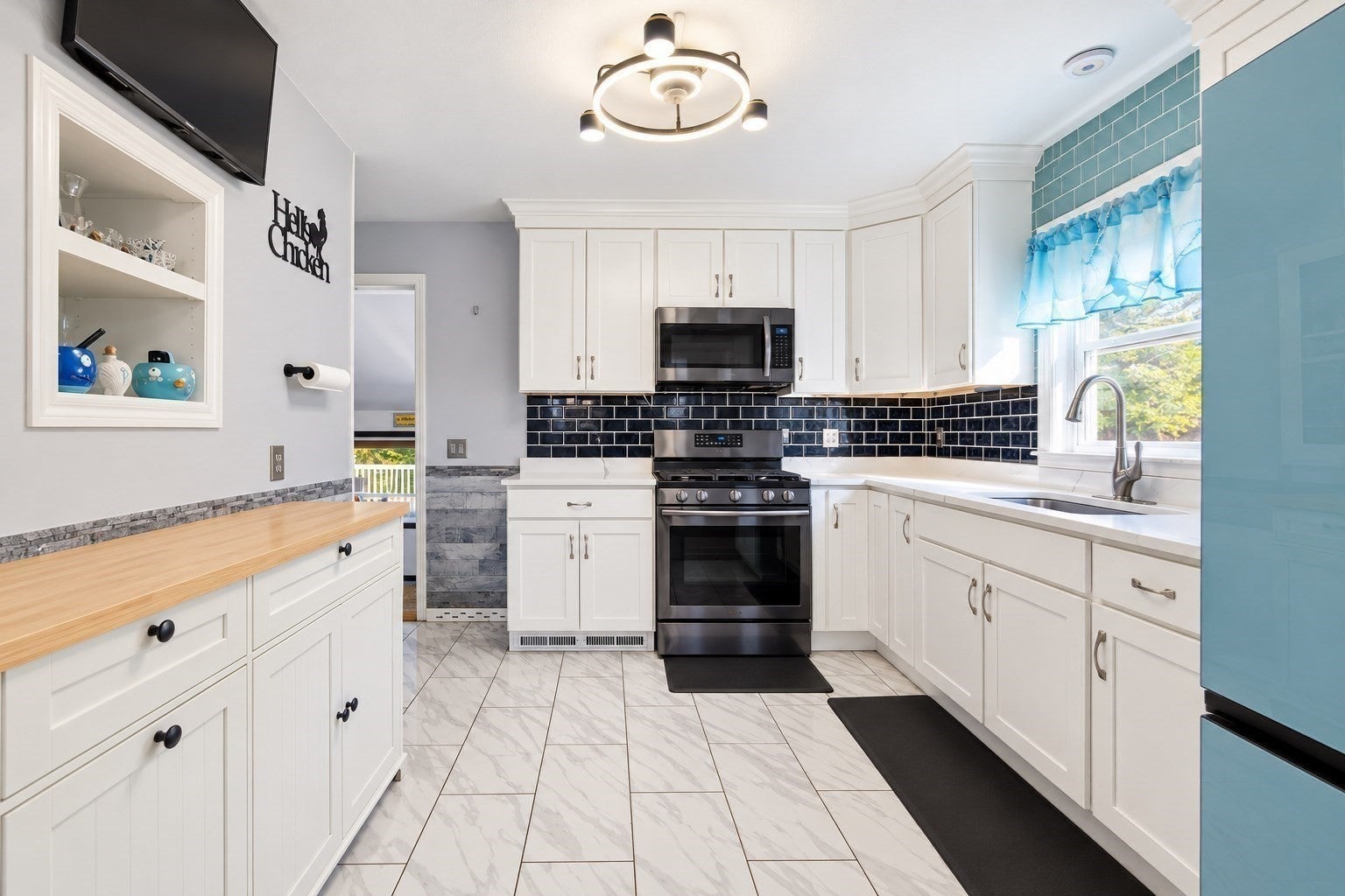 11 Anne St, East Longmeadow, MA Photo #9