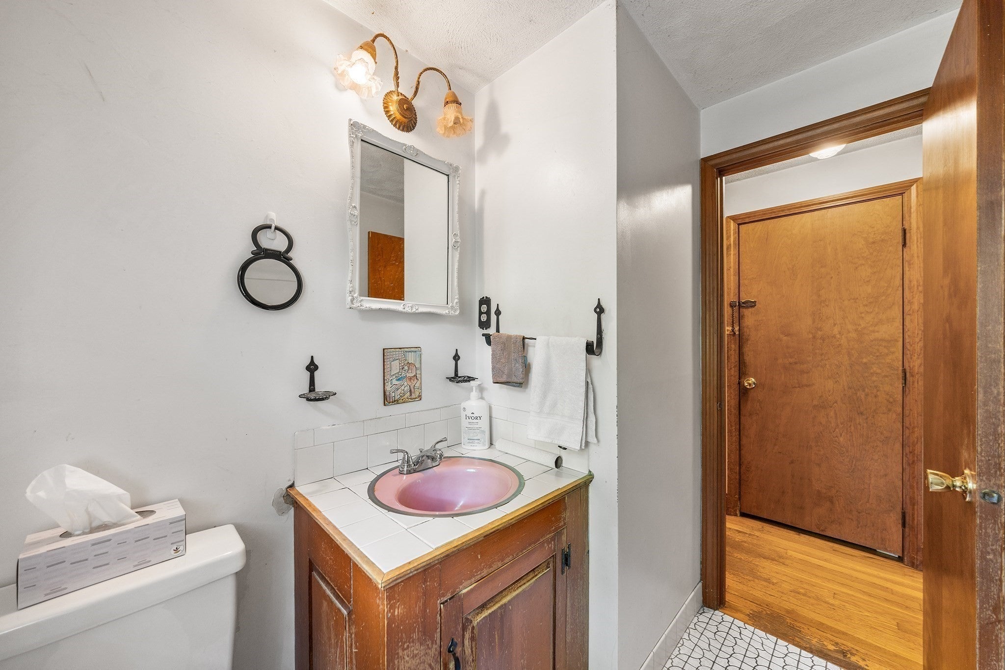 41 Academy Ave, Weymouth, MA Photo #15