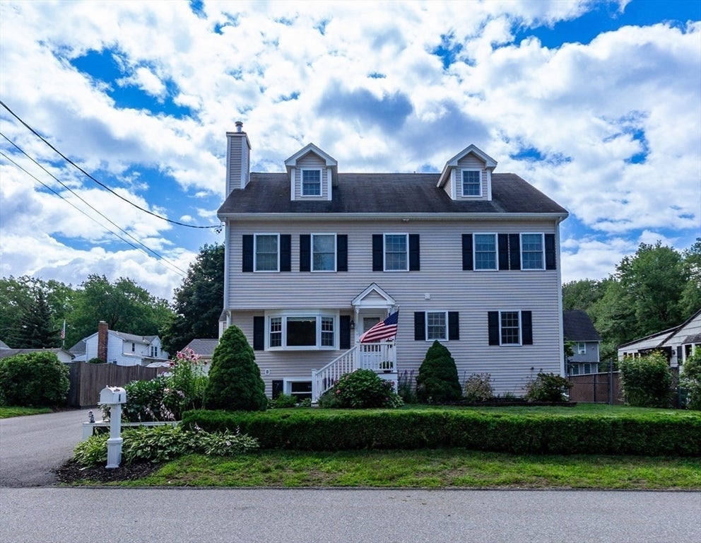 4 Heritage Drive