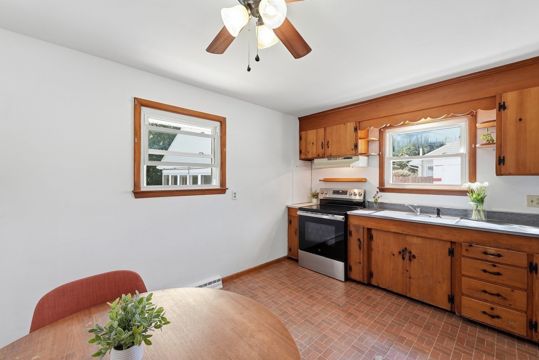 956 Ryan Rd, Northampton, MA, 956 Ryan Rd, Northampton, MA Photo #4