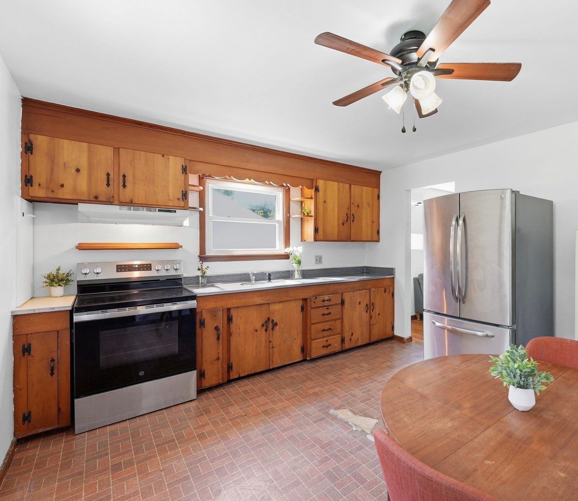 956 Ryan Rd, Northampton, MA, 956 Ryan Rd, Northampton, MA Photo #3