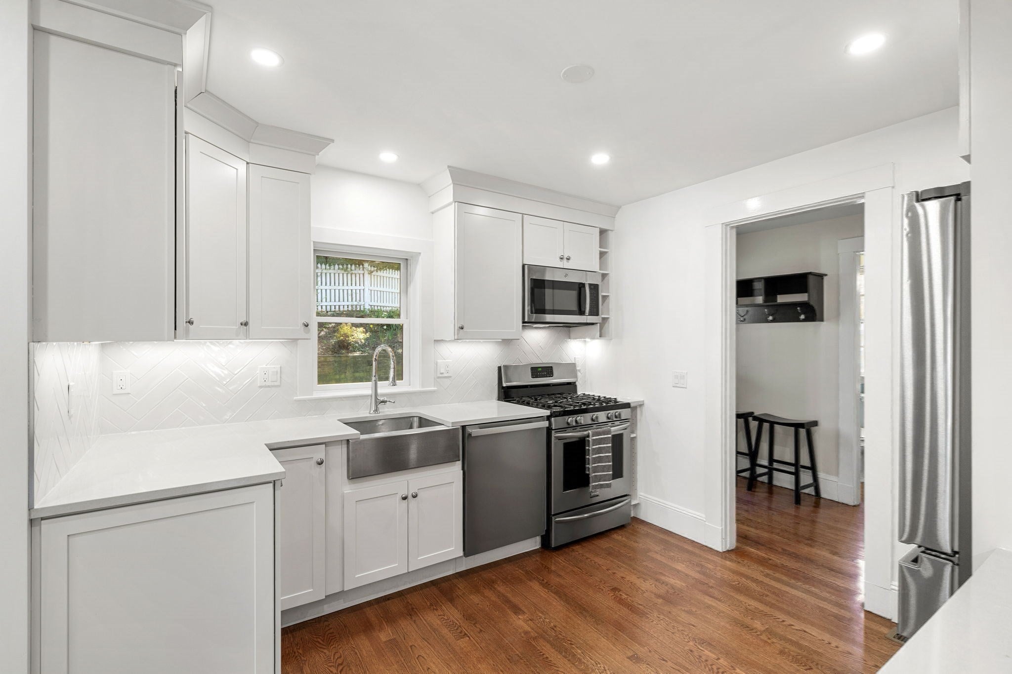 292 Pond St, Brookline, MA Photo #15